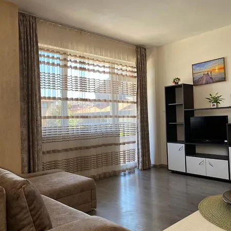 Апартаменти Pretty House Sarafovo Бургас